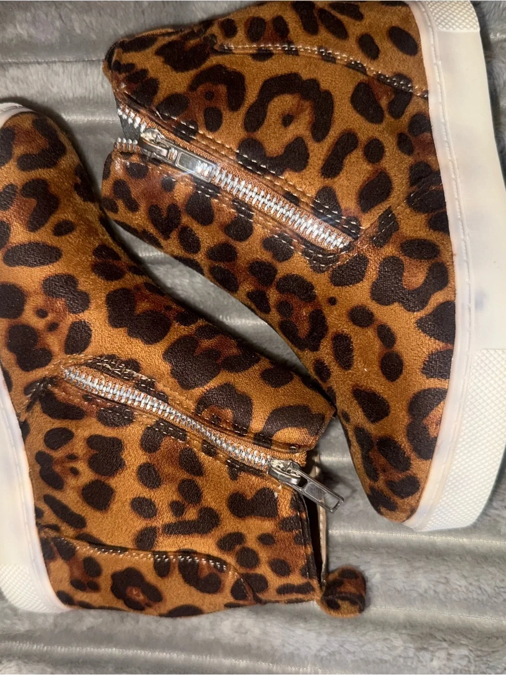 Adrienne Vittadini Leopard Print Ankle Booties - Brown/Black